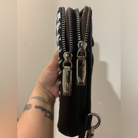 Houndstooth Print small sling bag in excellent condition - Picture 5 of 5